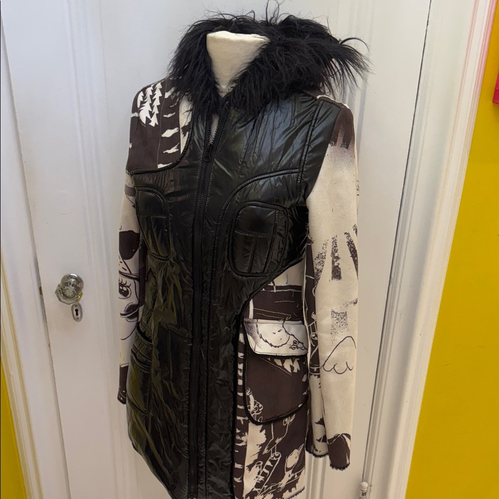 Custo Barcelona -RARE Stylish Black and cream Women's puffer coat - Picture 8 of 11